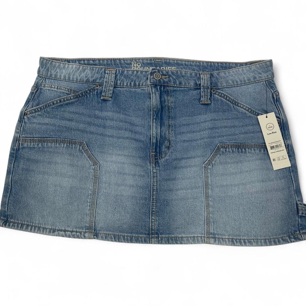 Low rise mini Jean skirt‎